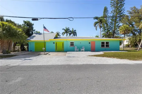 204 29th Street Holmes Beach FL 34217