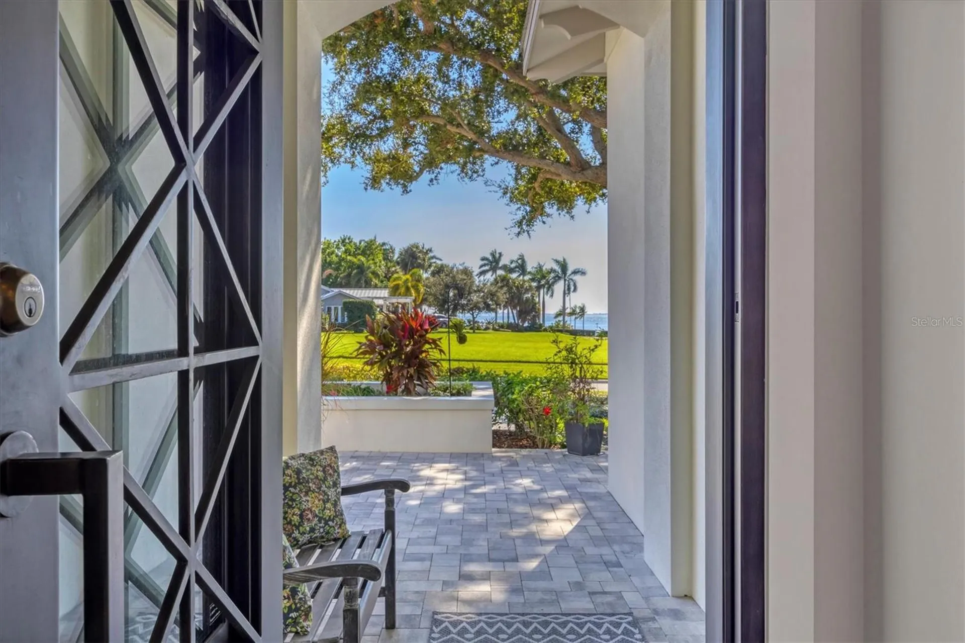 7927 Longbay Boulevard Sarasota FL 34243