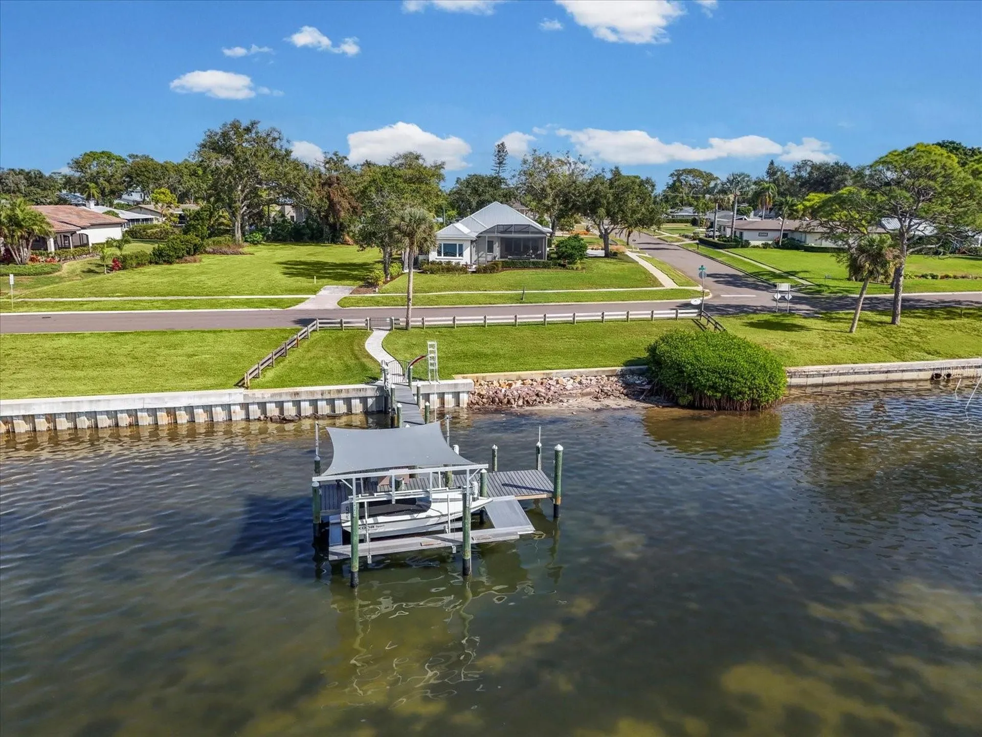 7927 Longbay Boulevard Sarasota FL 34243