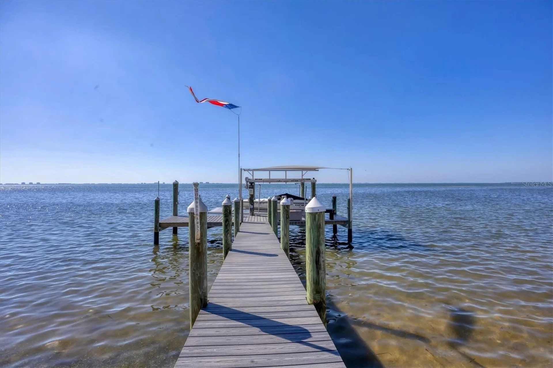 7927 Longbay Boulevard Sarasota FL 34243