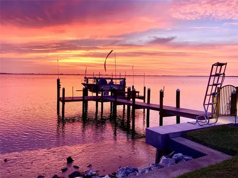 7927 Longbay Boulevard Sarasota FL 34243
