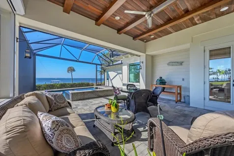 7927 Longbay Boulevard Sarasota FL 34243