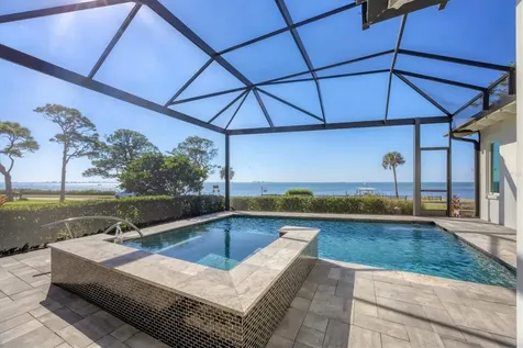 7927 Longbay Boulevard Sarasota FL 34243