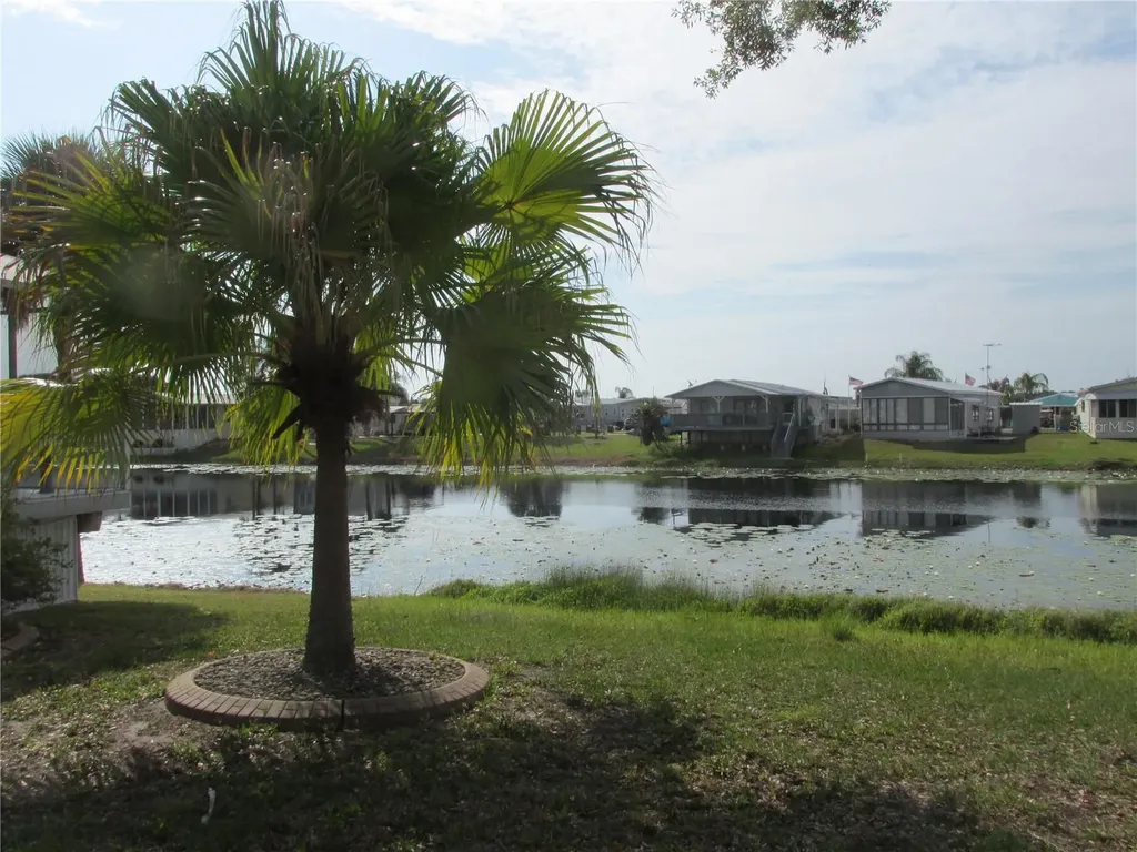 15 Red Quill Circle Lake Wales FL 33898