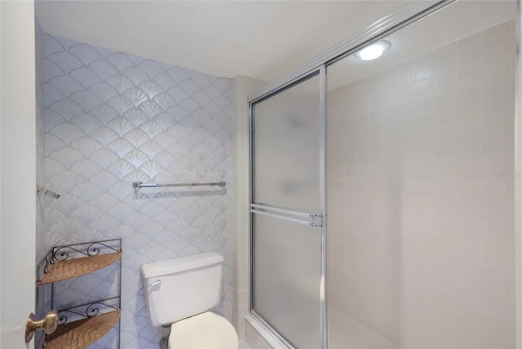 1095 Gulf Of Mexico Drive Longboat Key FL 34228