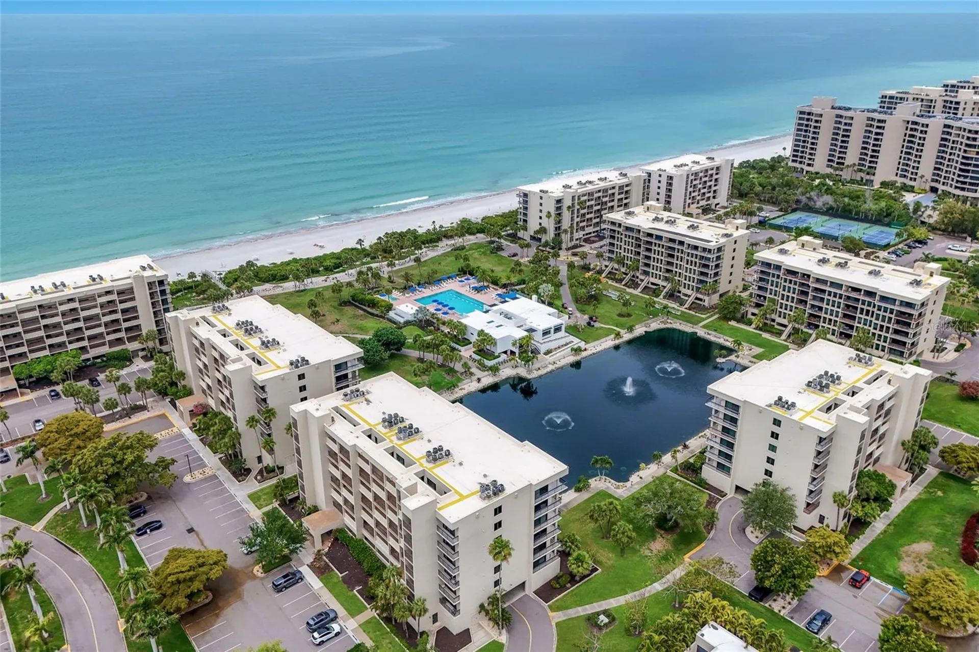 1095 Gulf Of Mexico Drive Longboat Key FL 34228