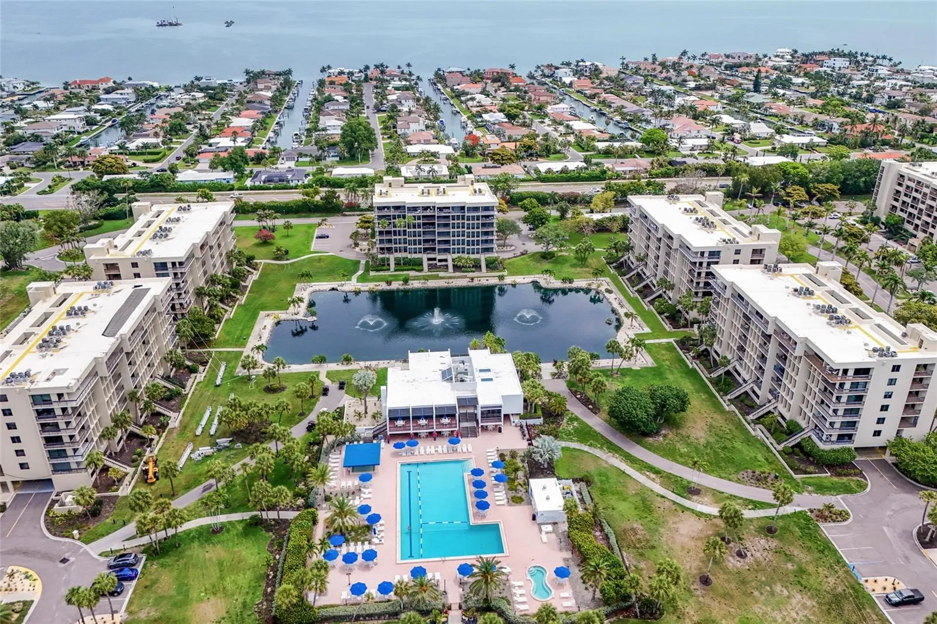 1095 Gulf Of Mexico Drive Longboat Key FL 34228