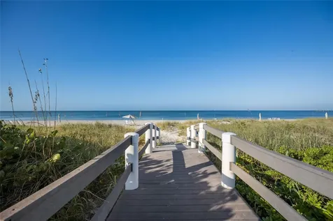 1095 Gulf Of Mexico Drive Longboat Key FL 34228