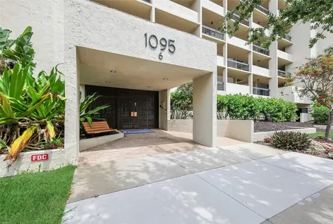 1095 Gulf Of Mexico Drive Longboat Key FL 34228