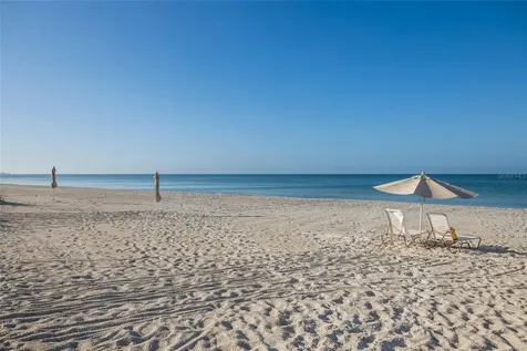 1095 Gulf Of Mexico Drive Longboat Key FL 34228