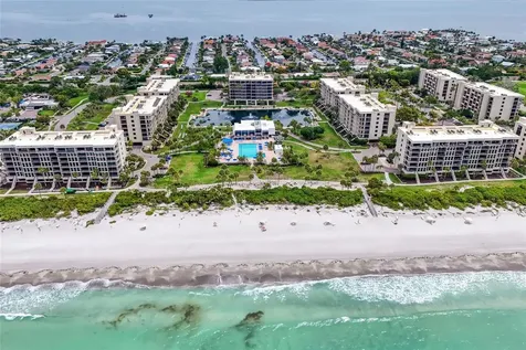1095 Gulf Of Mexico Drive Longboat Key FL 34228