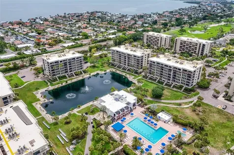 1095 Gulf Of Mexico Drive Longboat Key FL 34228