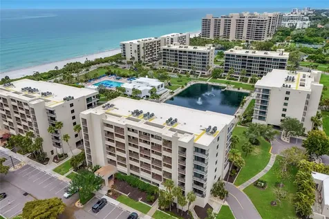 1095 Gulf Of Mexico Drive Longboat Key FL 34228