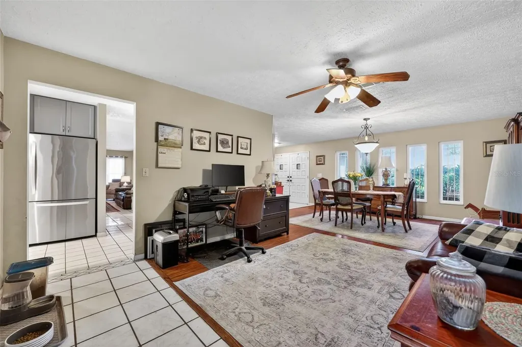 2713 Willow Oaks Drive Valrico FL 33594