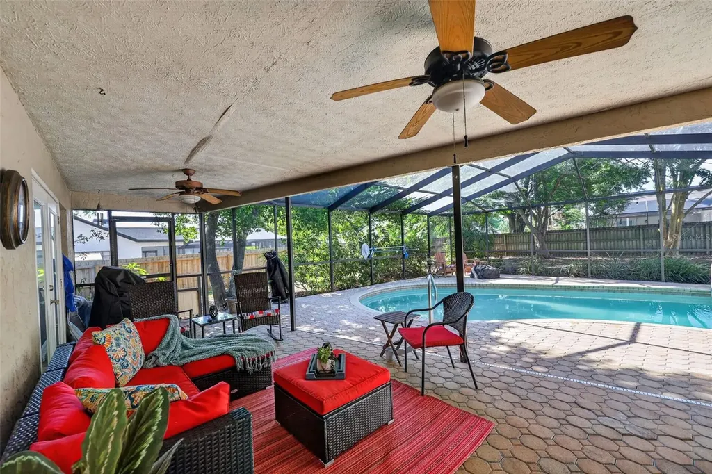 2713 Willow Oaks Drive Valrico FL 33594