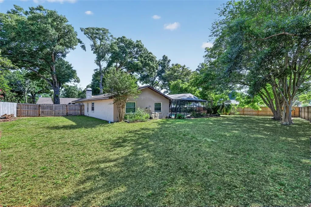 2713 Willow Oaks Drive Valrico FL 33594