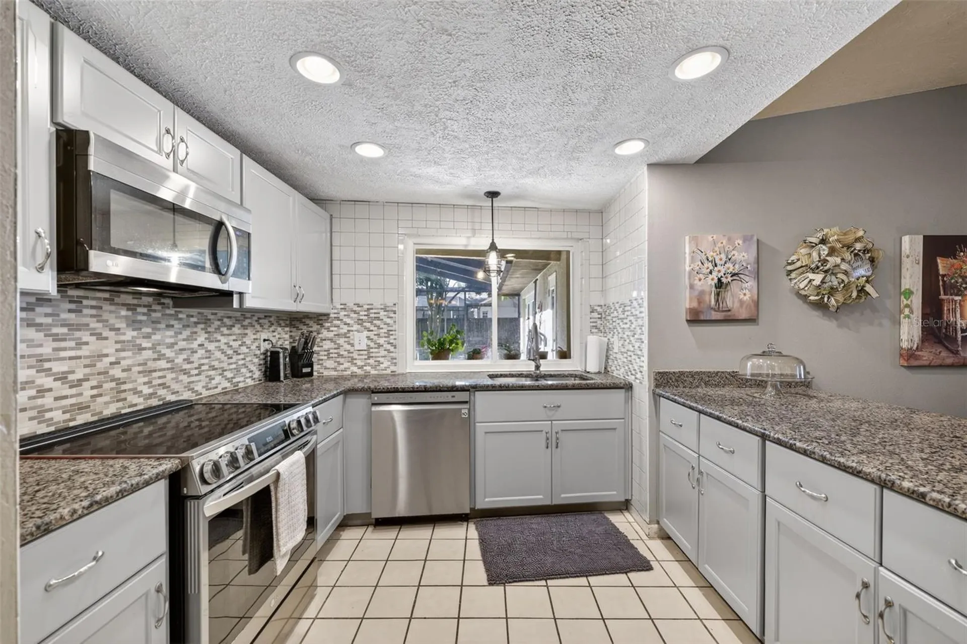 2713 Willow Oaks Drive Valrico FL 33594