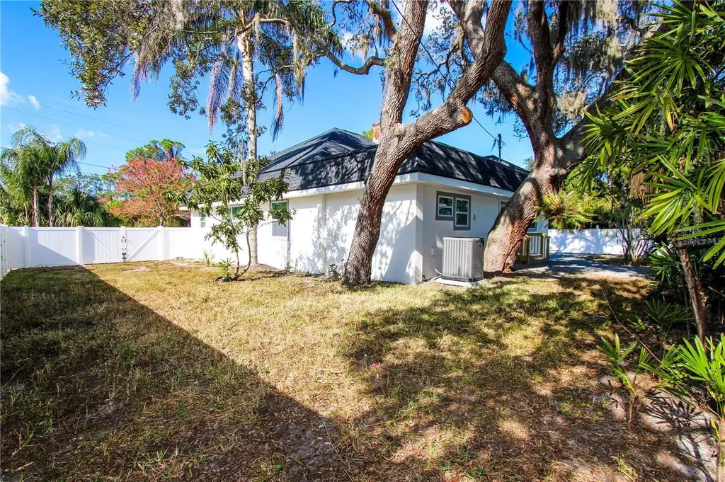 3710 De Soto Boulevard Palm Harbor FL 34683
