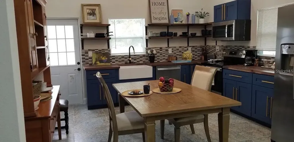 3710 De Soto Boulevard Palm Harbor FL 34683