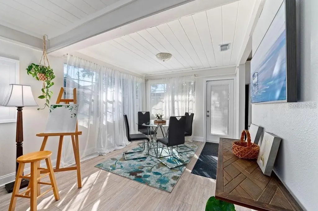 2676 Martin Street Sarasota FL 34237
