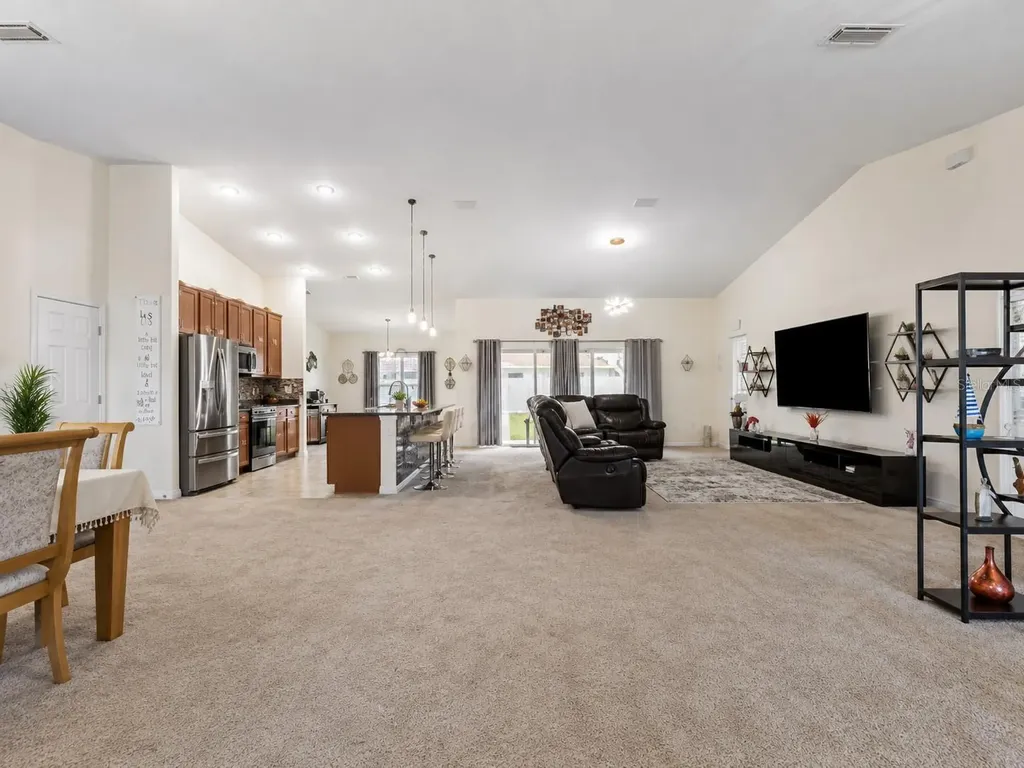 18 Bishop Lane Palm Coast FL 32137