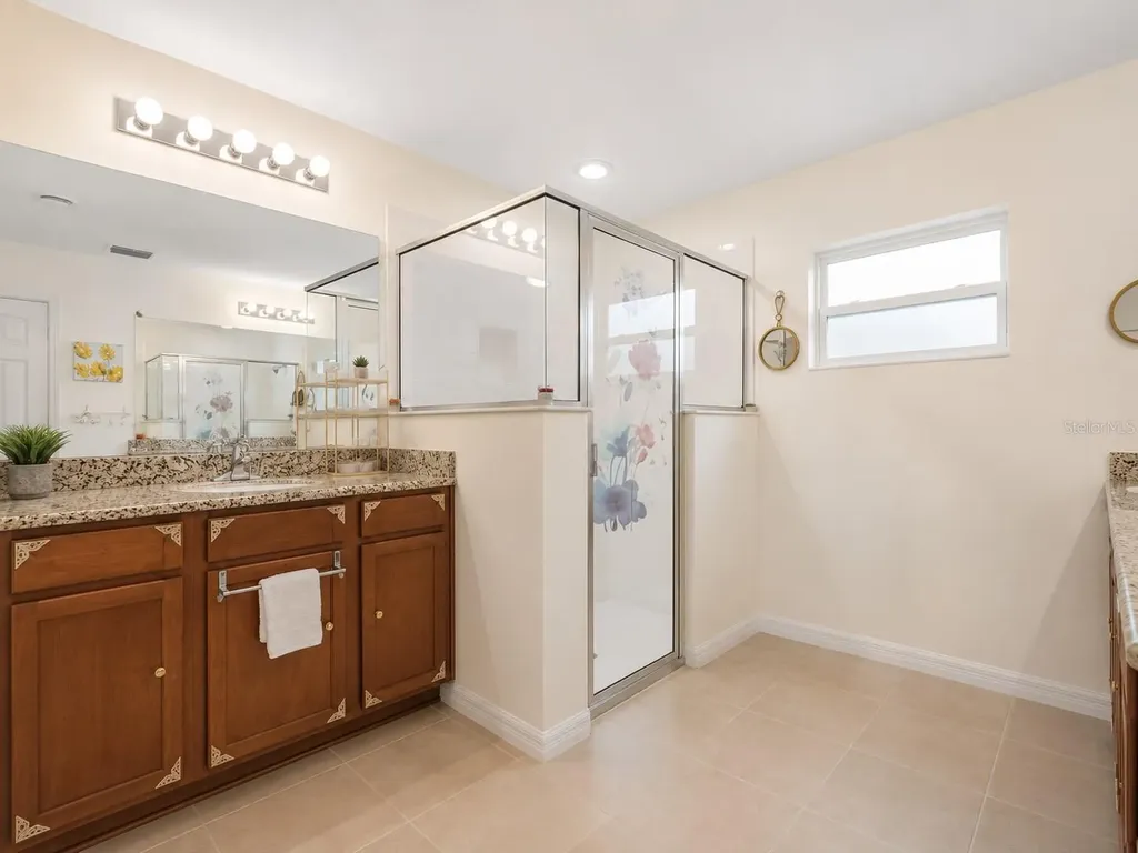 18 Bishop Lane Palm Coast FL 32137