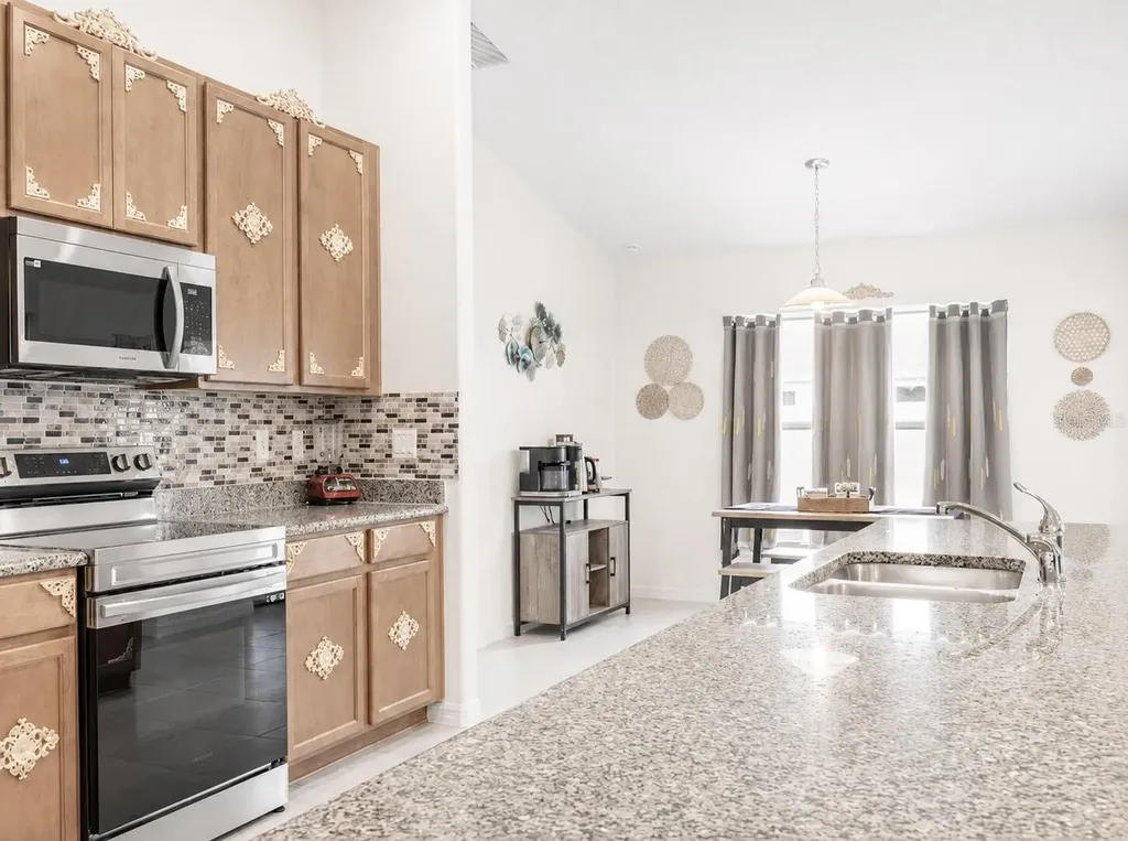 18 Bishop Lane Palm Coast FL 32137
