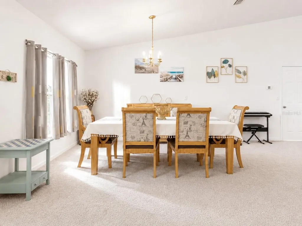 18 Bishop Lane Palm Coast FL 32137