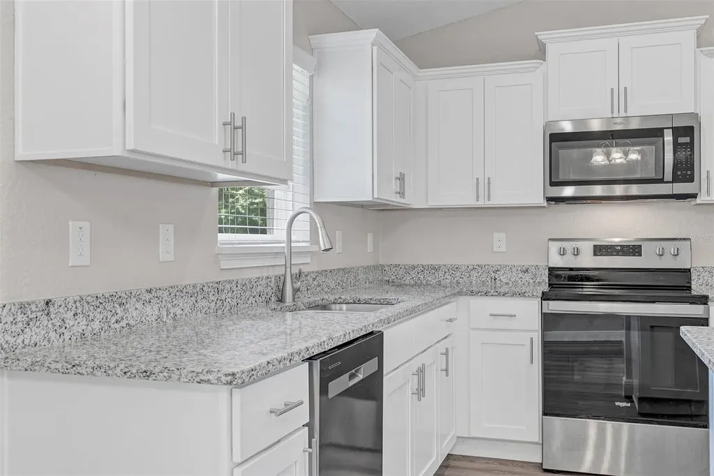 17 Cedar Tree Run Ocala FL 34472