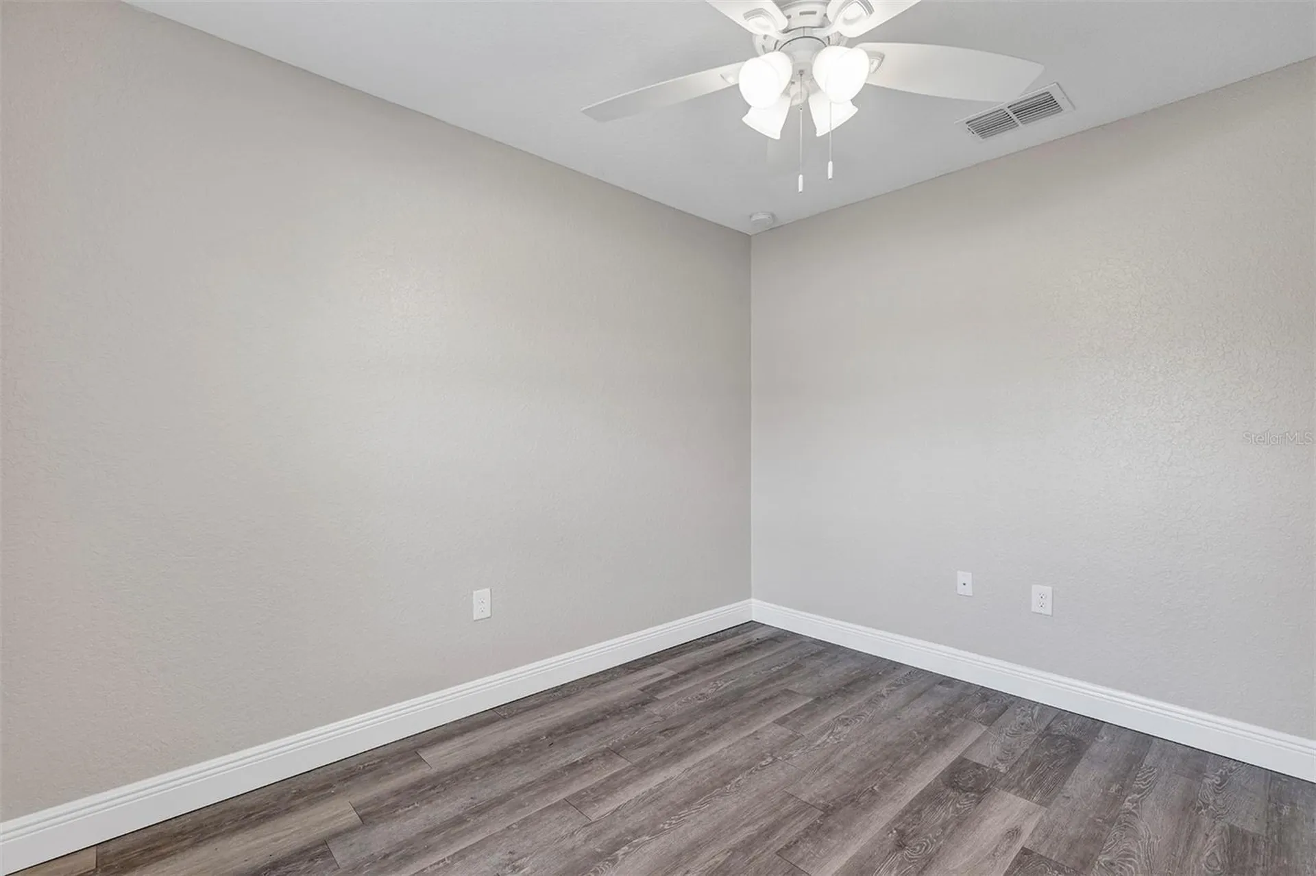 17 Cedar Tree Run Ocala FL 34472