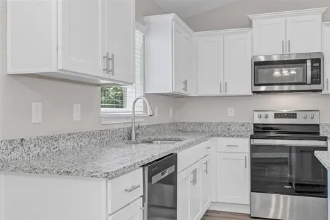 17 Cedar Tree Run Ocala FL 34472