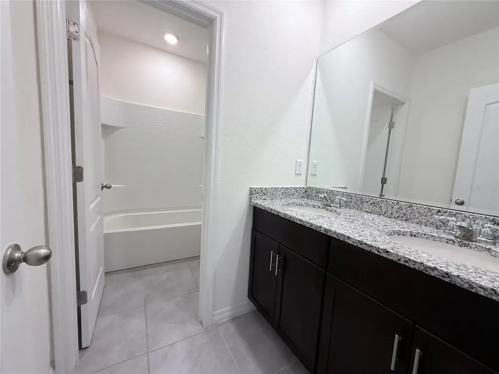 7809 Oak Reflection Loop Davenport FL 33837
