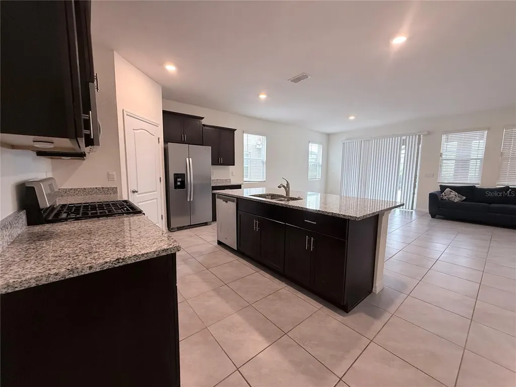 7809 Oak Reflection Loop Davenport FL 33837