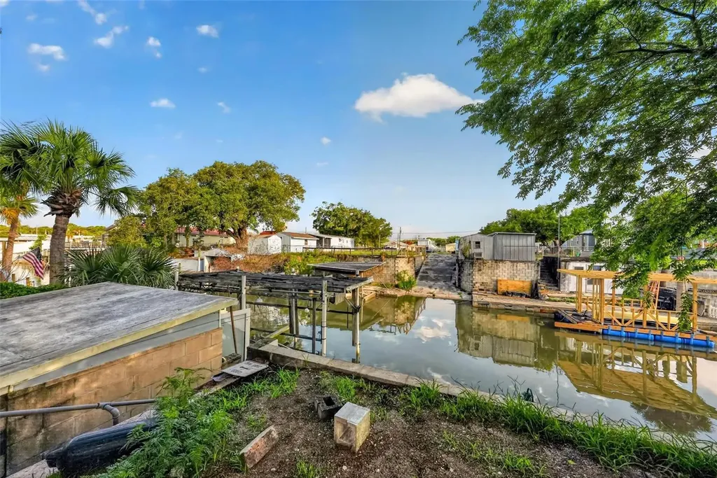 138 Indian Creek Road Oak Hill FL 32759