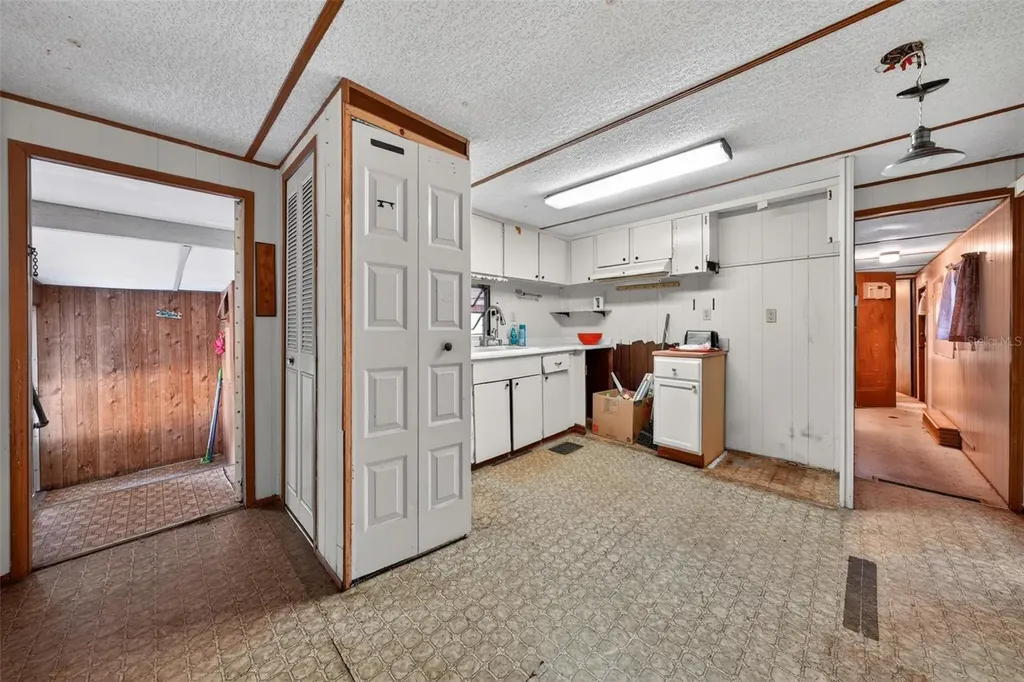 138 Indian Creek Road Oak Hill FL 32759