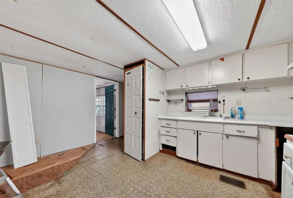138 Indian Creek Road Oak Hill FL 32759