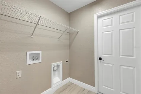 5 Locust Radial Circle Ocala FL 34472
