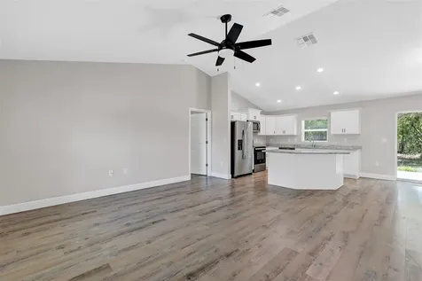 5 Locust Radial Circle Ocala FL 34472