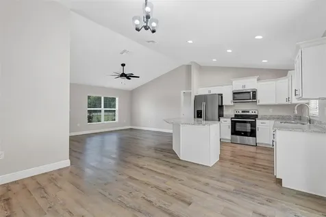 5 Locust Radial Circle Ocala FL 34472