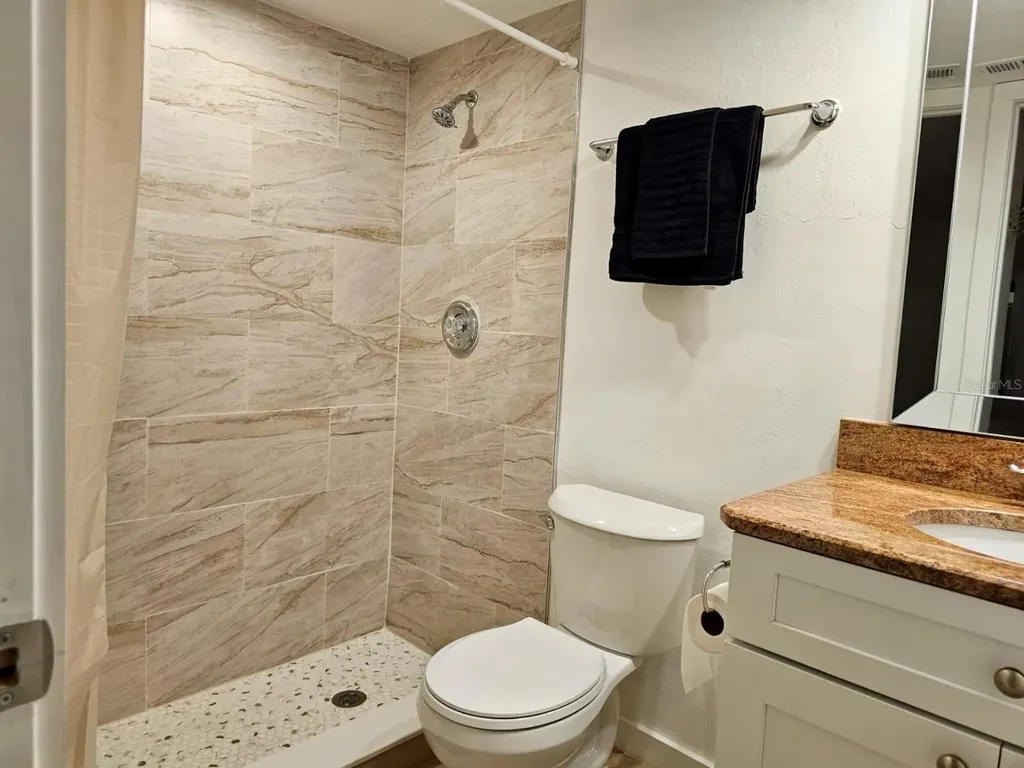 4722 SE 1st Place Cape Coral FL 33904
