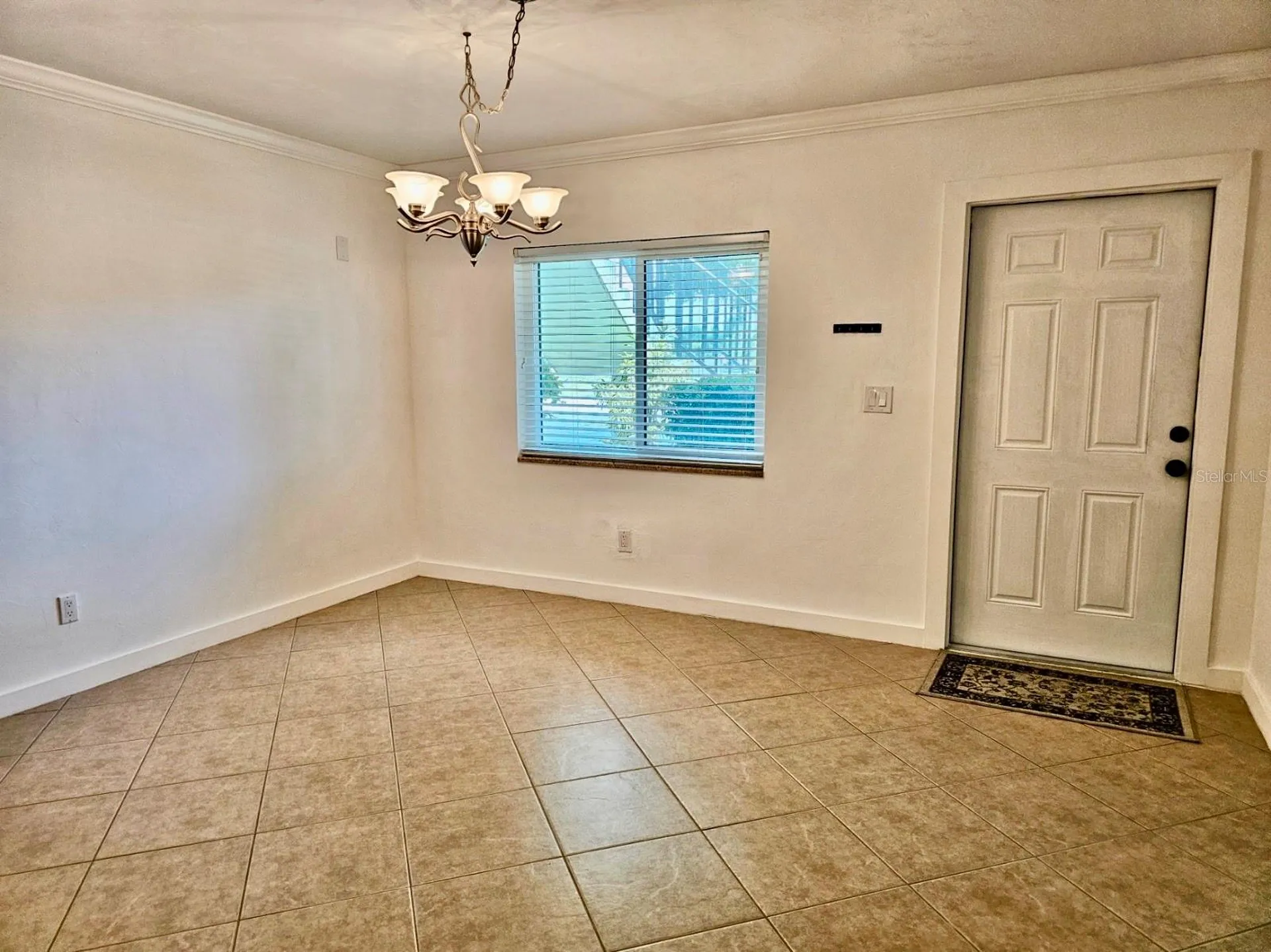 4722 SE 1st Place Cape Coral FL 33904