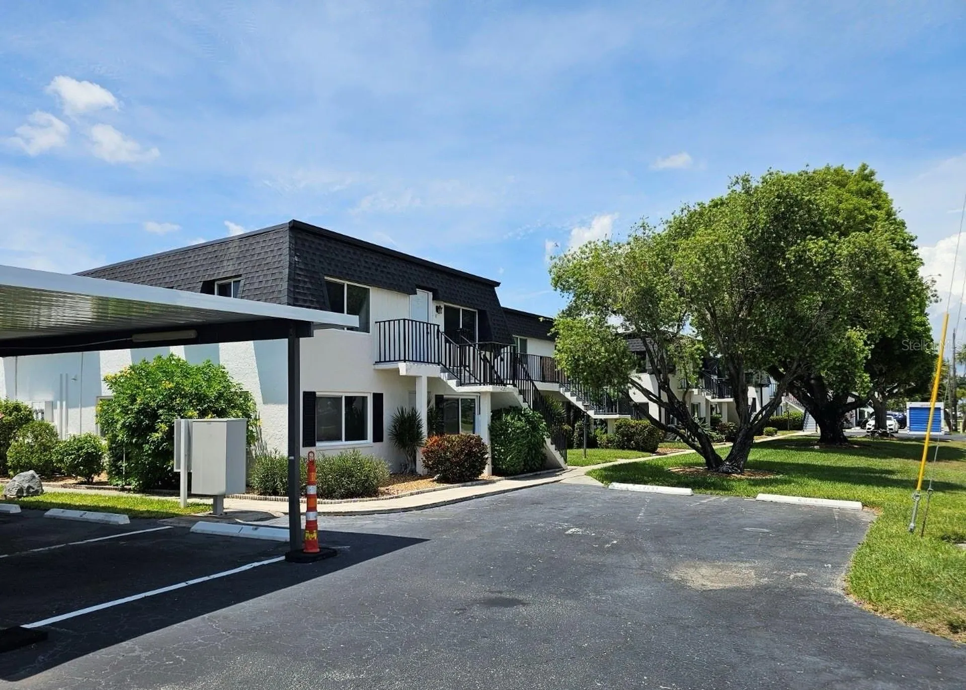 4722 SE 1st Place Cape Coral FL 33904