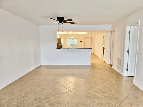 4722 SE 1st Place Cape Coral FL 33904
