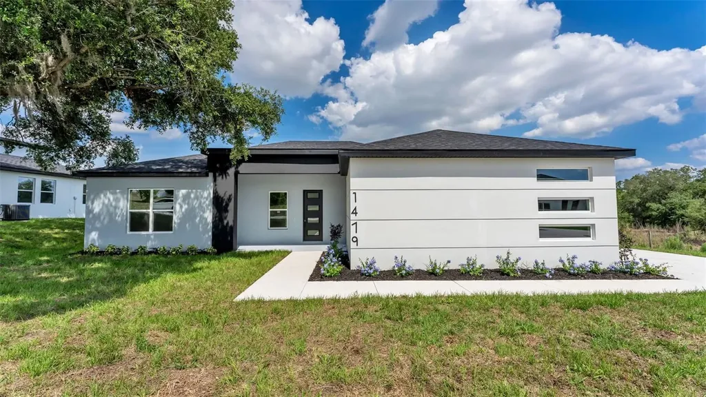 1479 Holly Hill Road Davenport FL 33837