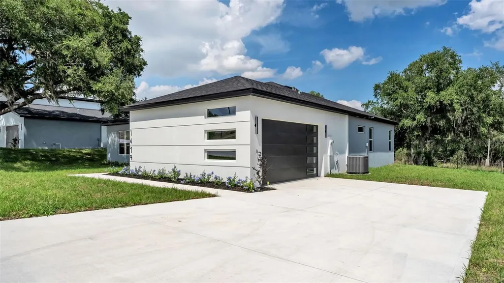 1479 Holly Hill Road Davenport FL 33837
