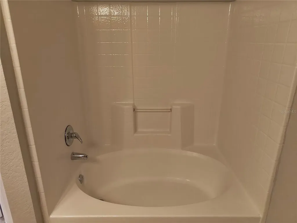 826 Grand Regency Point Altamonte Springs FL 32714