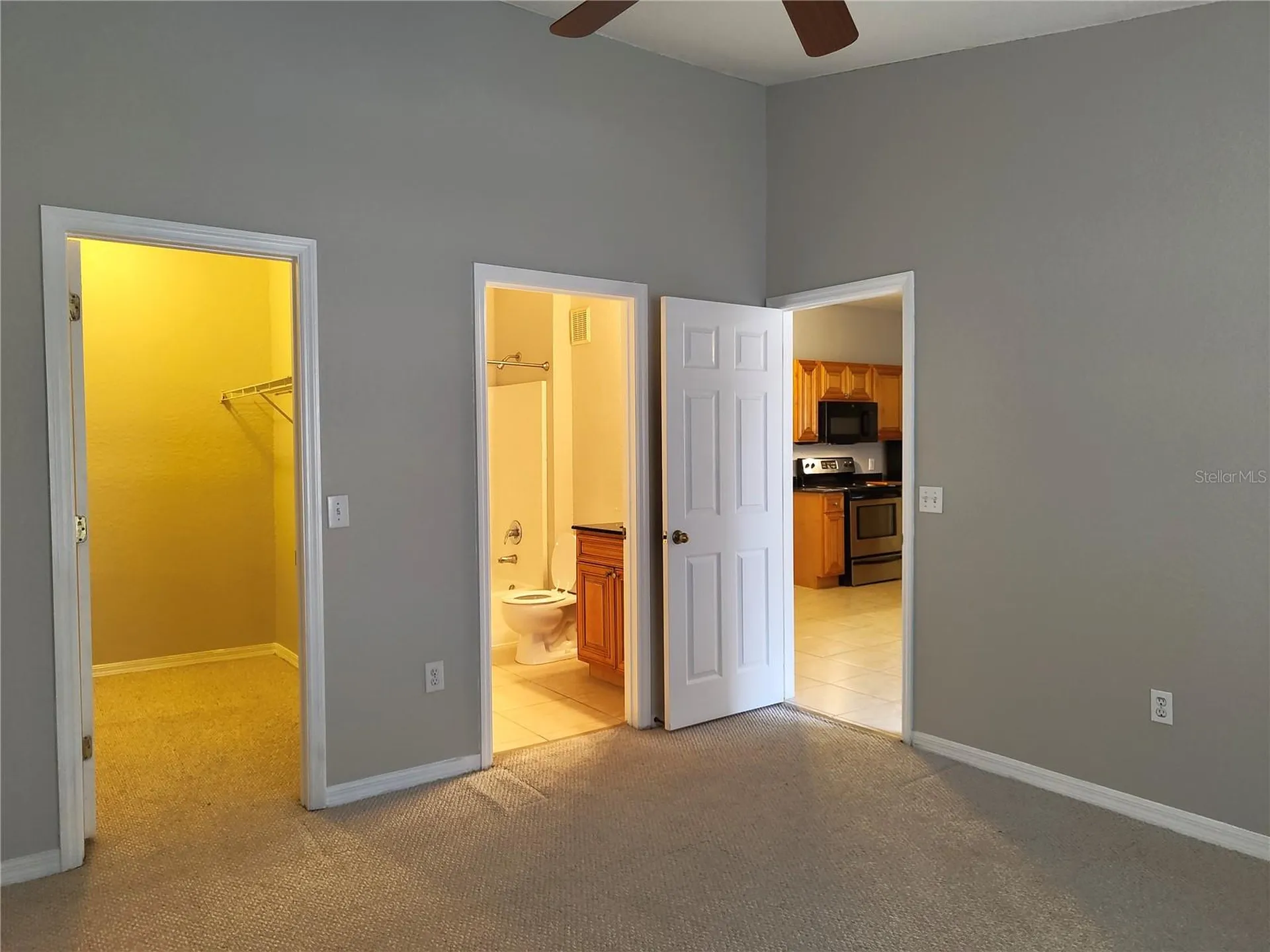 826 Grand Regency Point Altamonte Springs FL 32714