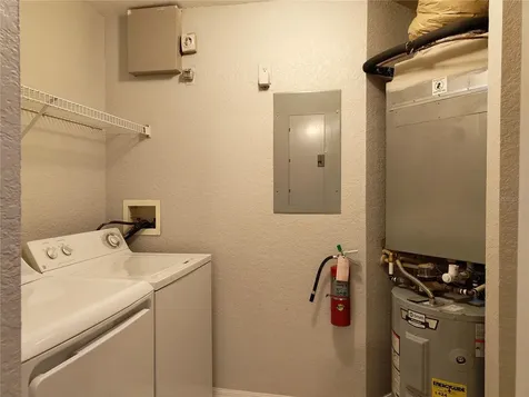 826 Grand Regency Point Altamonte Springs FL 32714