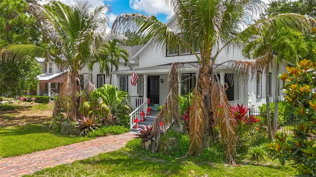 3621 1st Avenue W Bradenton FL 34205