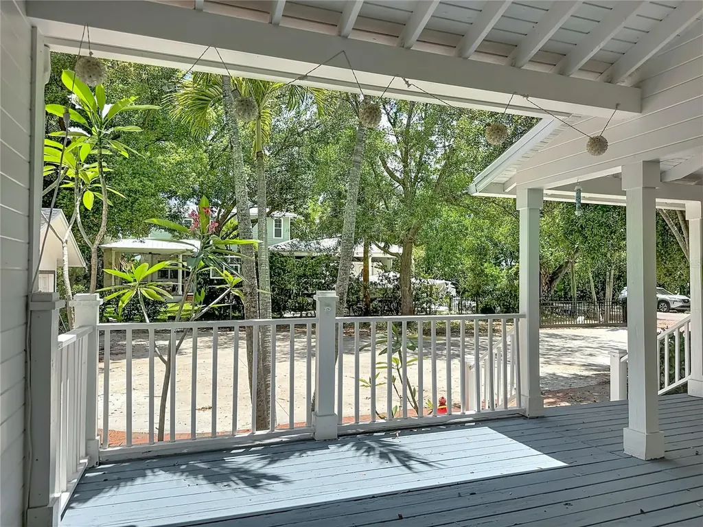 3621 1st Avenue W Bradenton FL 34205